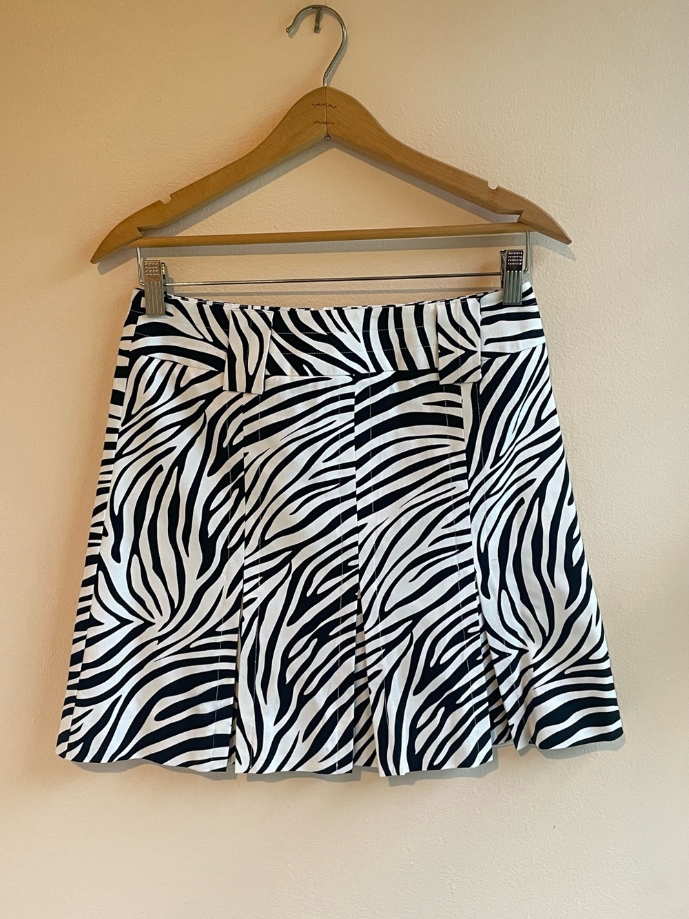 INC International Concepts Zebra Print Pleated Mini Skirt Size 2